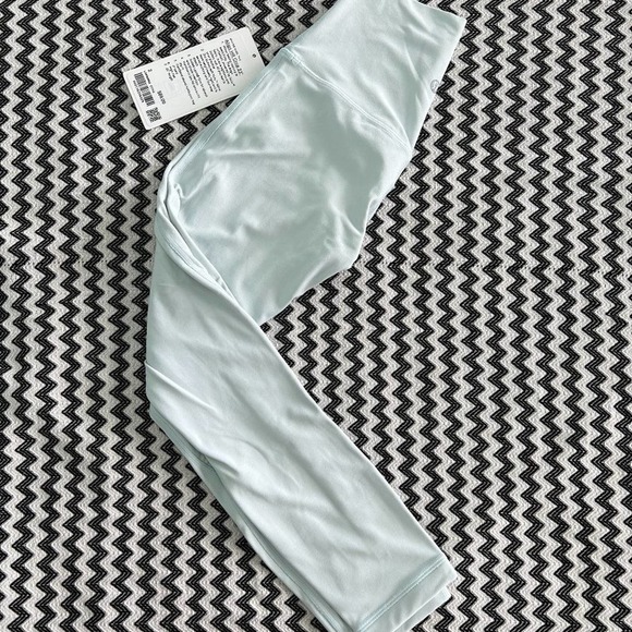 NWT lululemon Align HR Crop 23" - Ocean Air - Picture 3 of 9